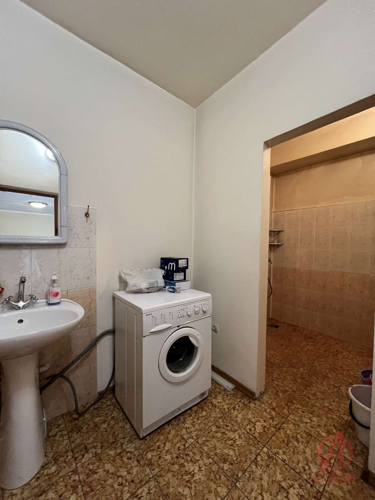 Фотография Универсальное помещение 371.00 м² #9