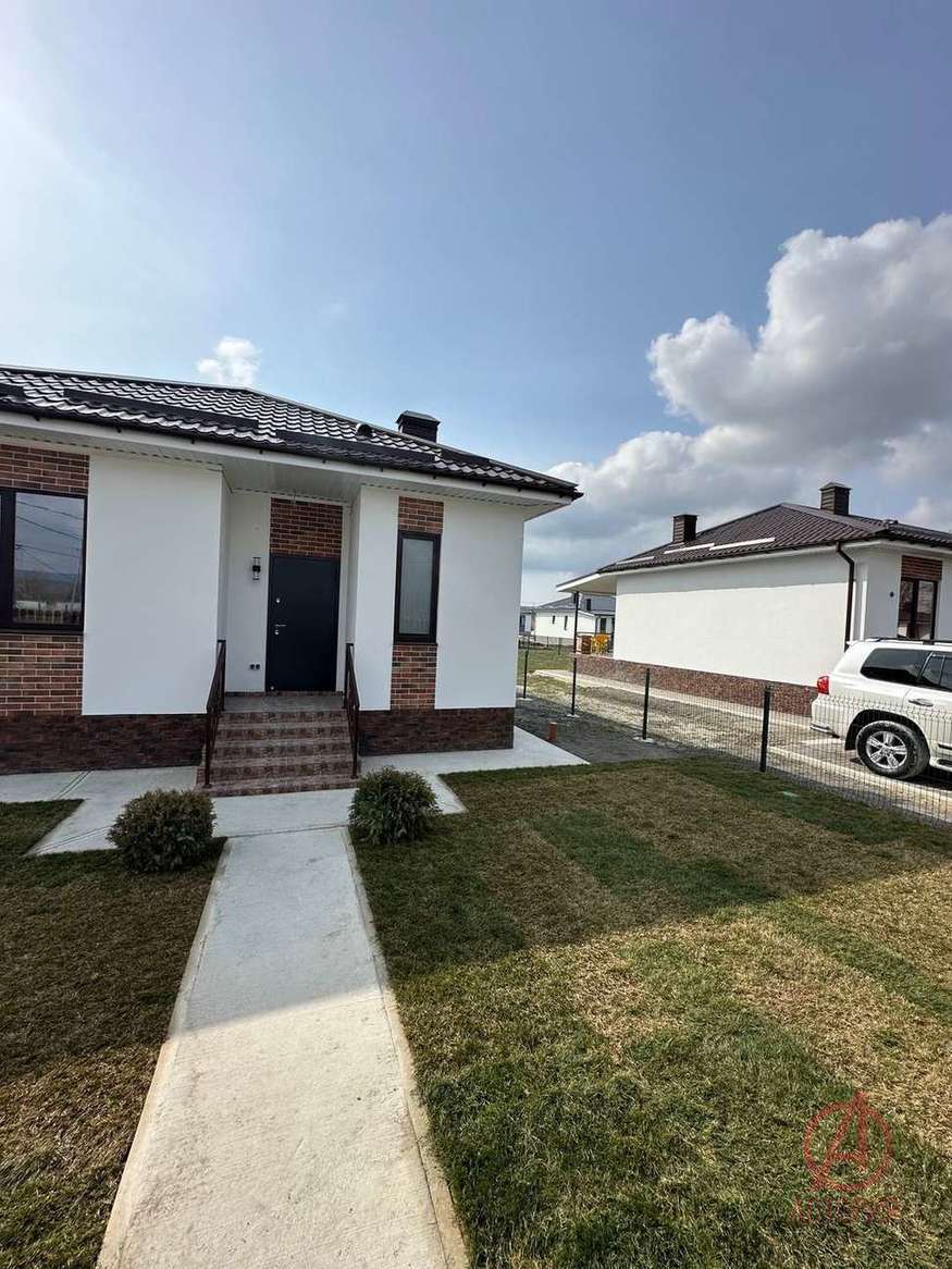 Фотография Дом 100.00 м² на участке 6.00 сот. #0