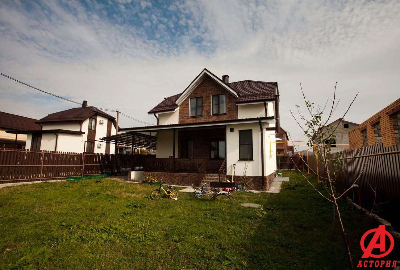 Основная фотография Дом 175.40 м² на участке 5.00 сот.