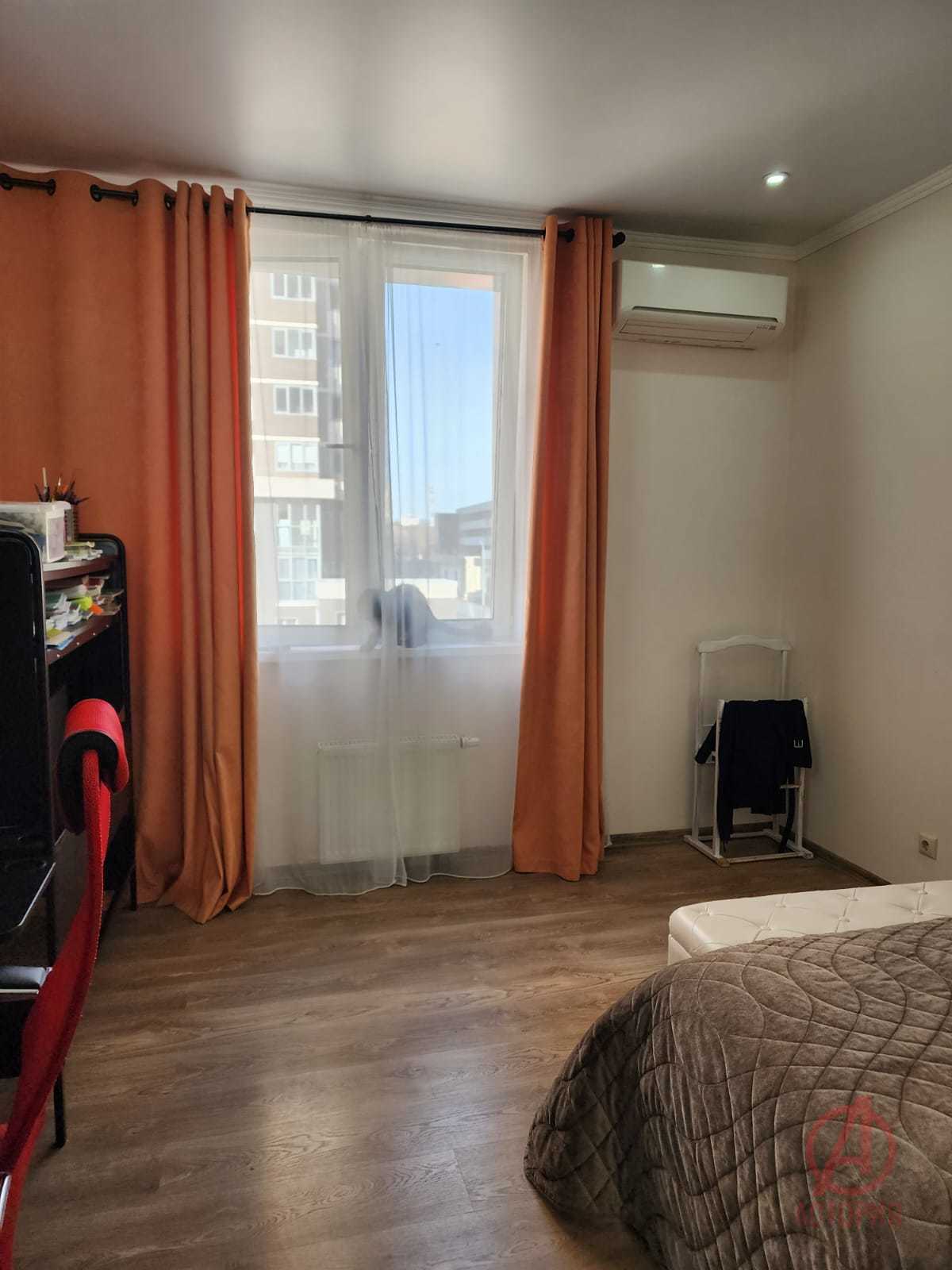 Фотография 3-к. квартира 130.00 м² #2