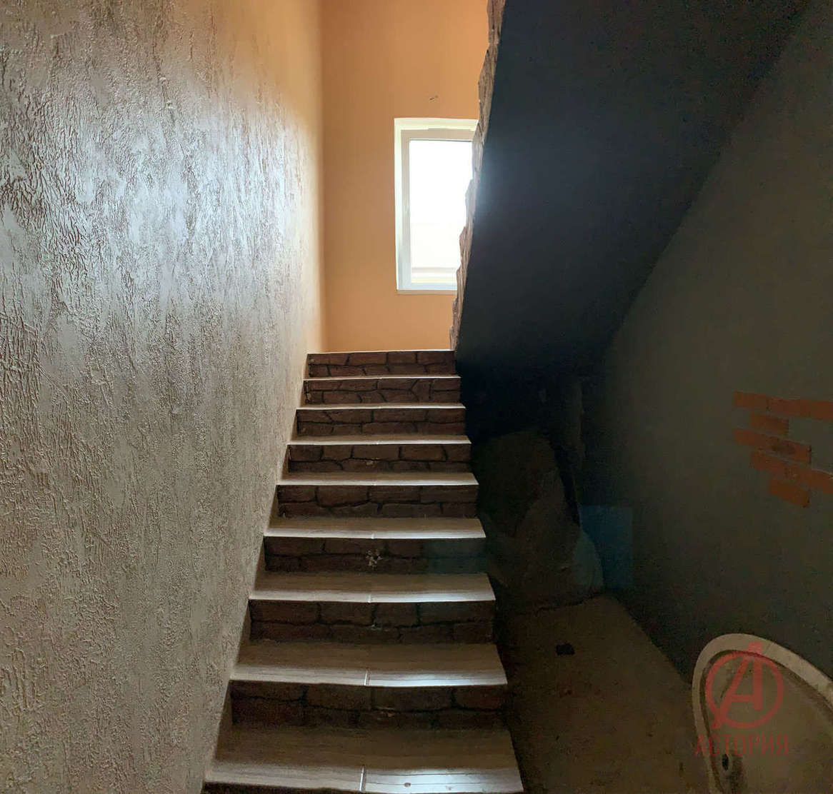Фотография Дом 220.00 м² на участке 11.00 сот. #19