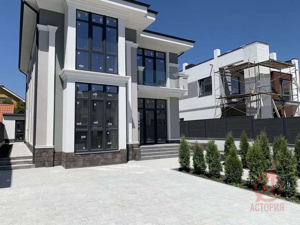 Фотография Дом 210.00 м² на участке 3.70 сот. #9