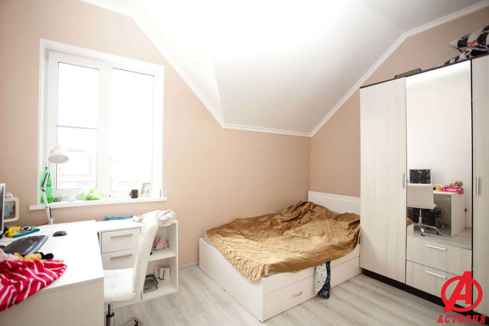 Фотография Дом 175.40 м² на участке 5.00 сот. #23