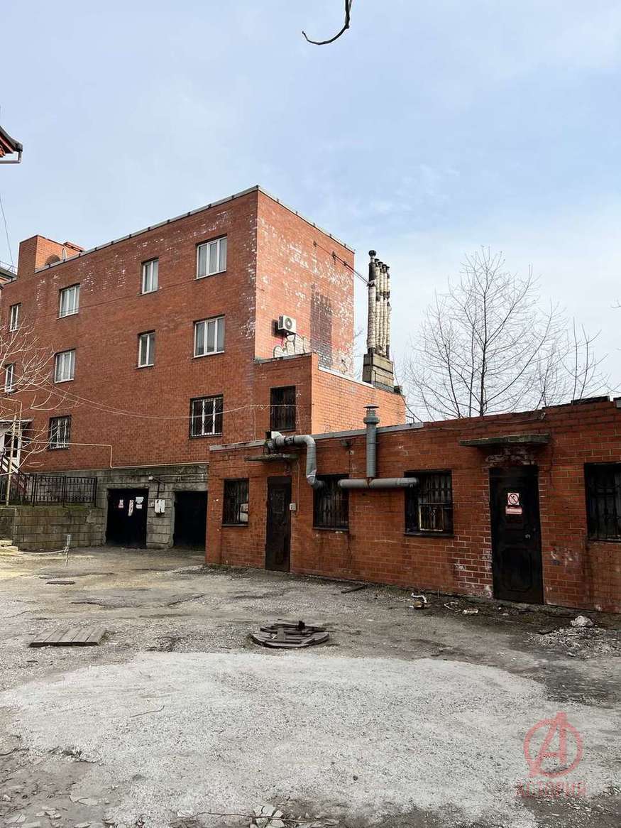 Основная фотография Универсальное помещение 371.00 м² 