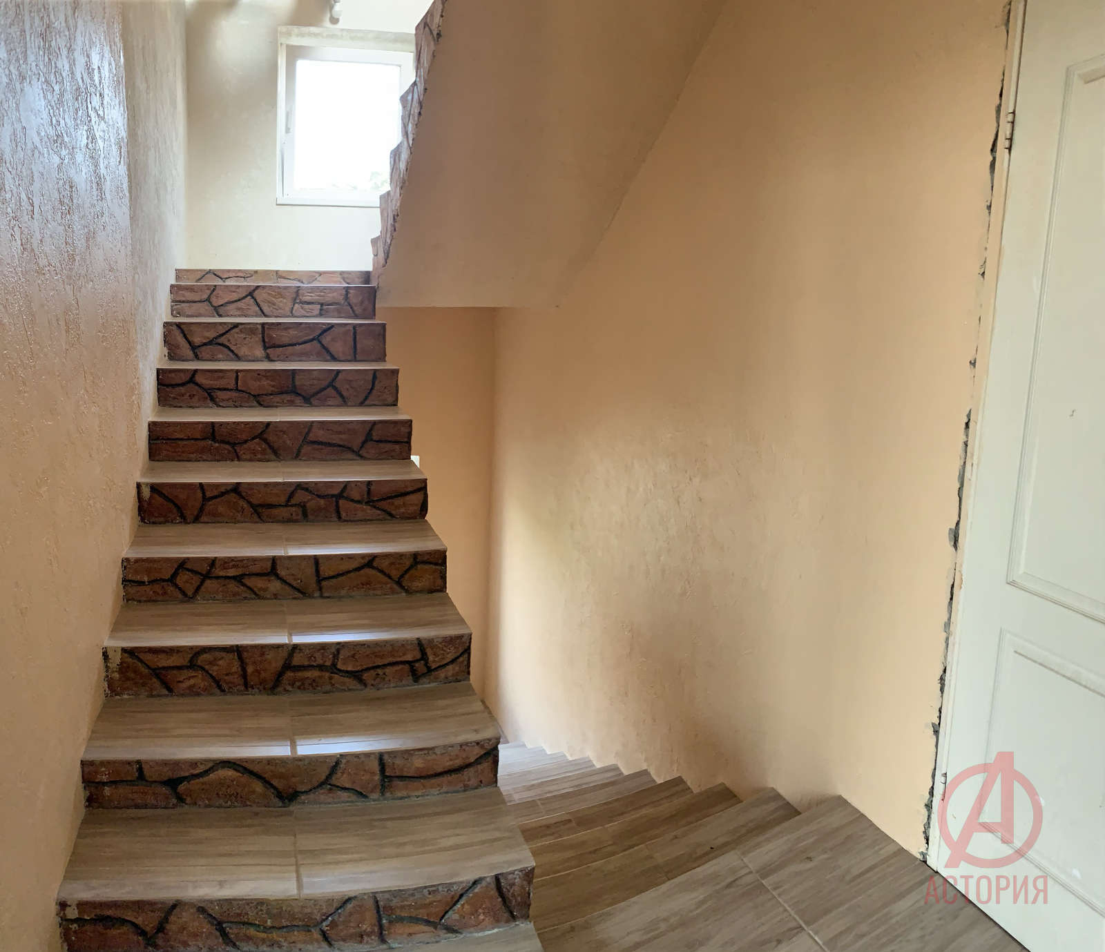 Фотография Дом 220.00 м² на участке 11.00 сот. #15