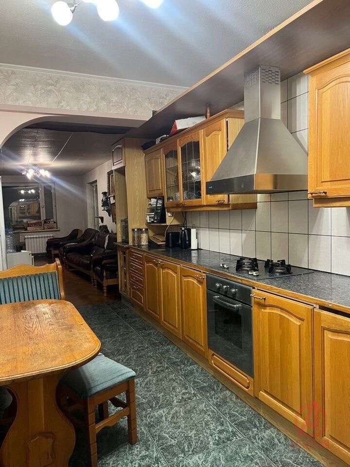 Фотография 4-к. квартира 140.00 м² #0
