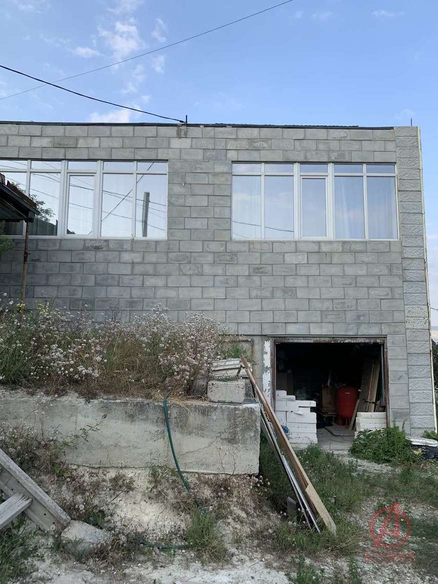 Фотография Дом 220.00 м² на участке 11.00 сот. #1