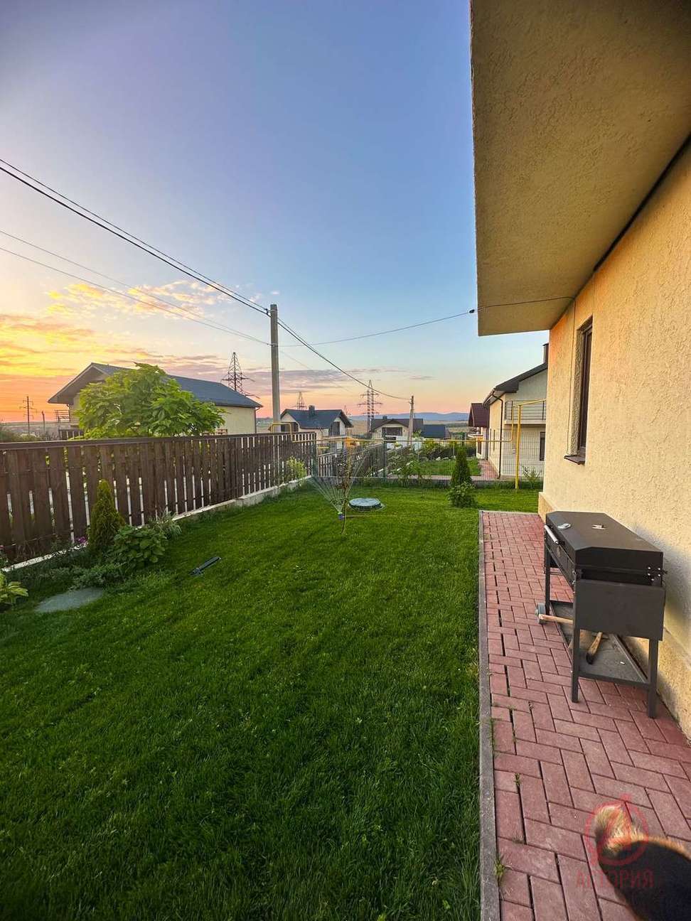 Фотография 188.00 м² на участке 6.60 сот. #1