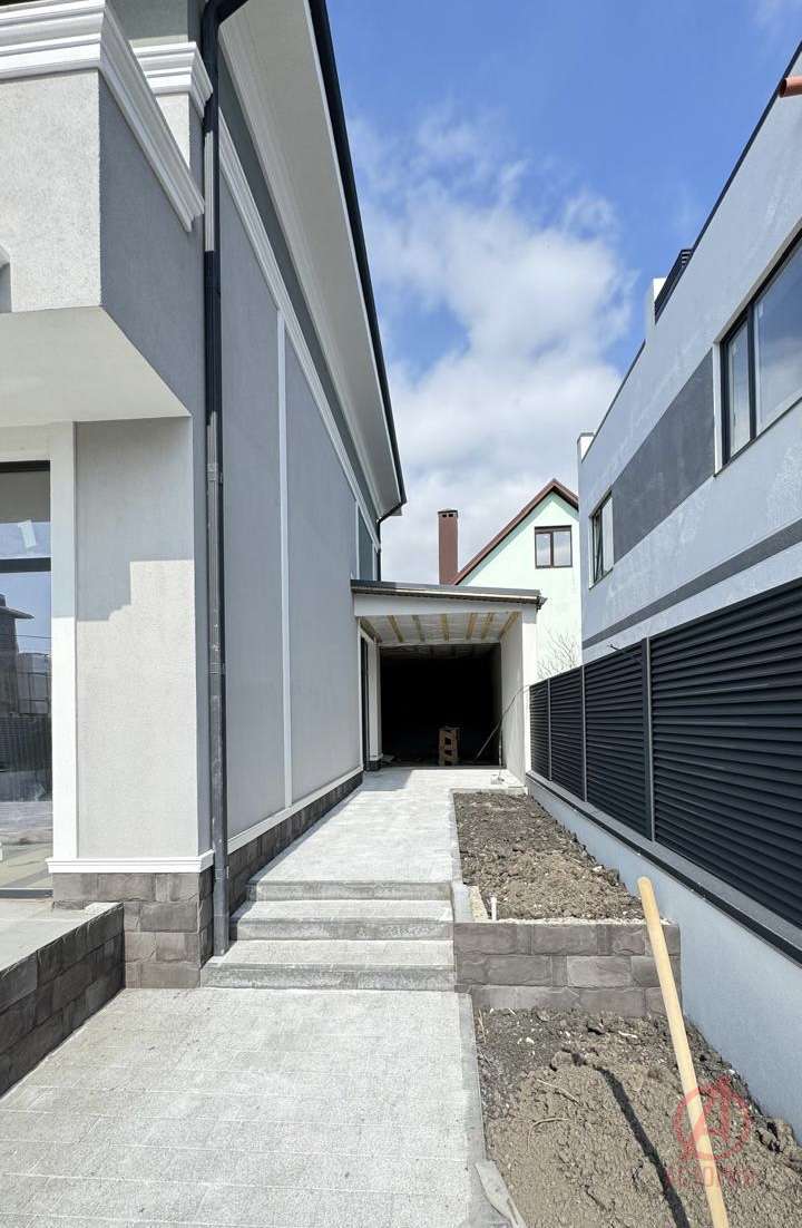Фотография Дом 210.00 м² на участке 3.70 сот. #5