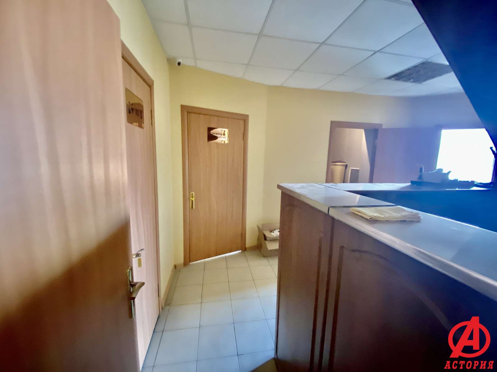 Фотография Универсальное помещение 400.00 м² #31