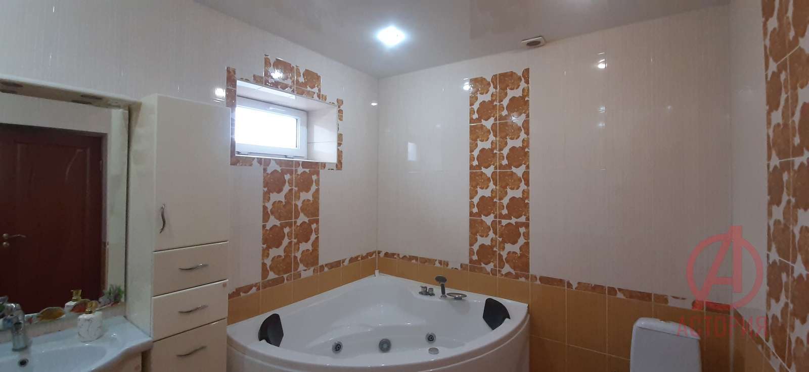 Фотография Дом 258.10 м² на участке 8.14 сот. #11