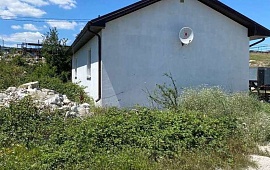 Дом 94.00 м² на участке 6.00 сот.