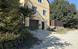Дом 177.90 м² на участке 5.00 сот.