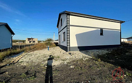 Дом 170.00 м² на участке 3.70 сот.